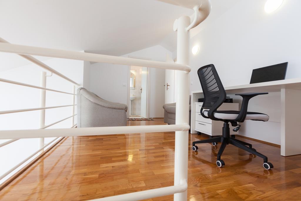 New Gallery Apartment With Beautiful View Baška Voda Εξωτερικό φωτογραφία